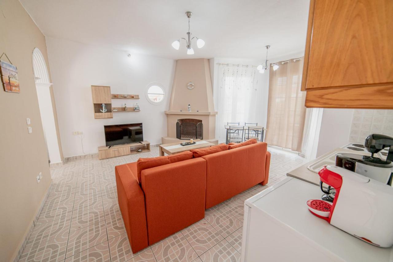 Family Resort 2 Ofrínion Dış mekan fotoğraf