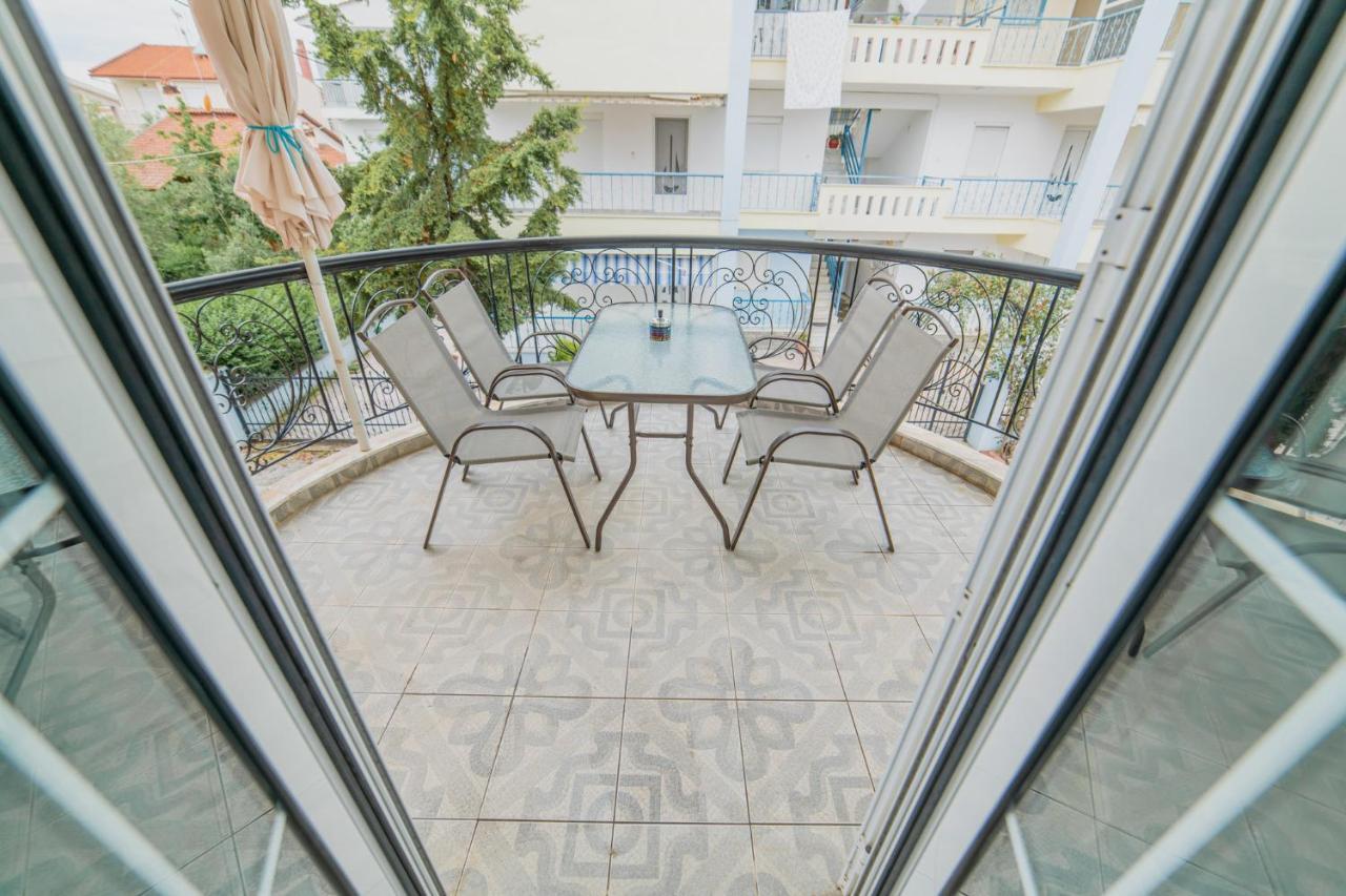 Family Resort 2 Ofrínion Dış mekan fotoğraf